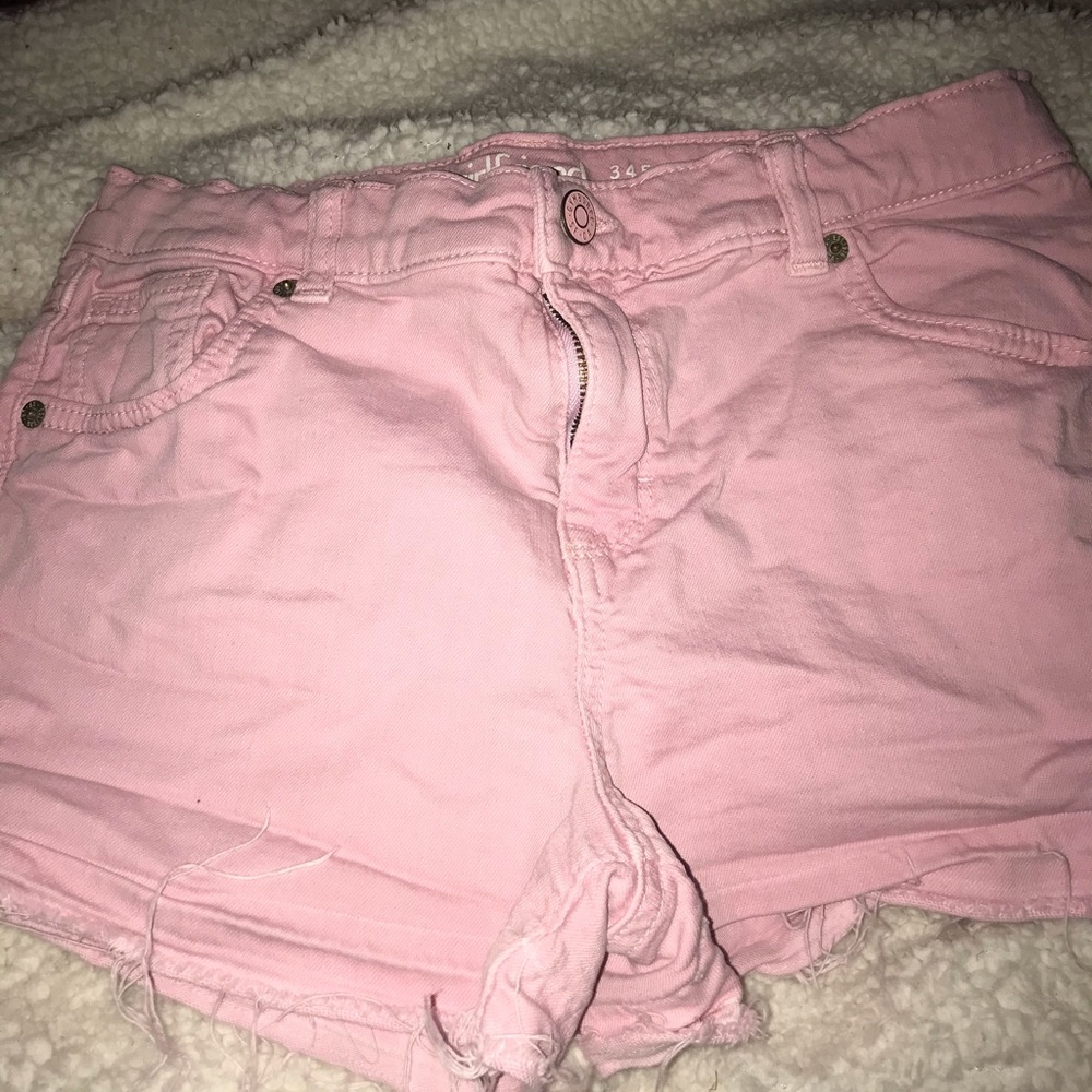jean shorts!! size small!!